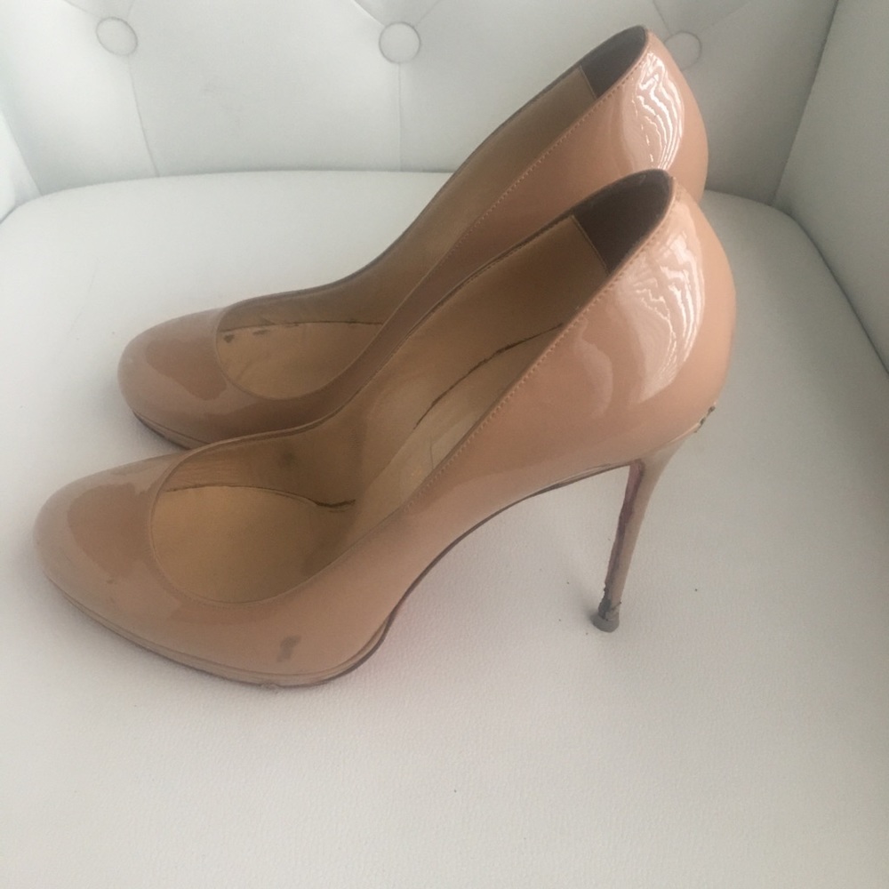 Authentic Christian Louboutin filo 40.5